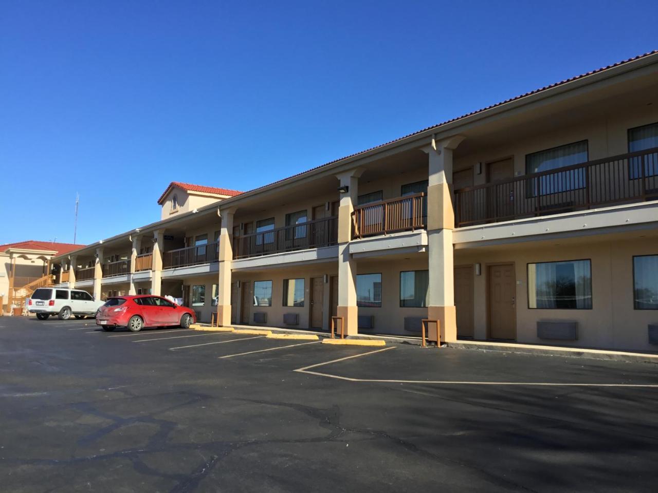 Days Inn By Wyndham Near Seaworld San Antonio Exterior foto
